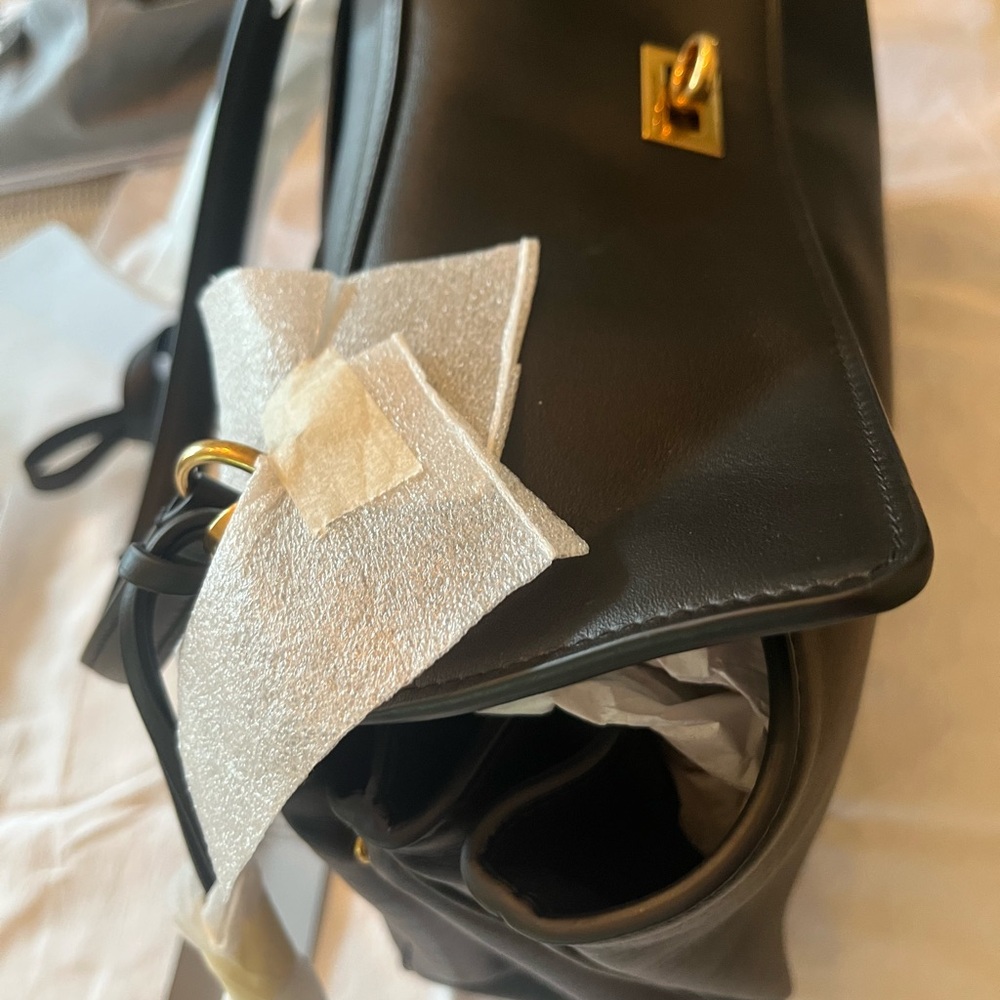 New - Balenciaga Black Rodeo Medium Leather Shoulder Bag with gold hardware - Picture 2 of 14